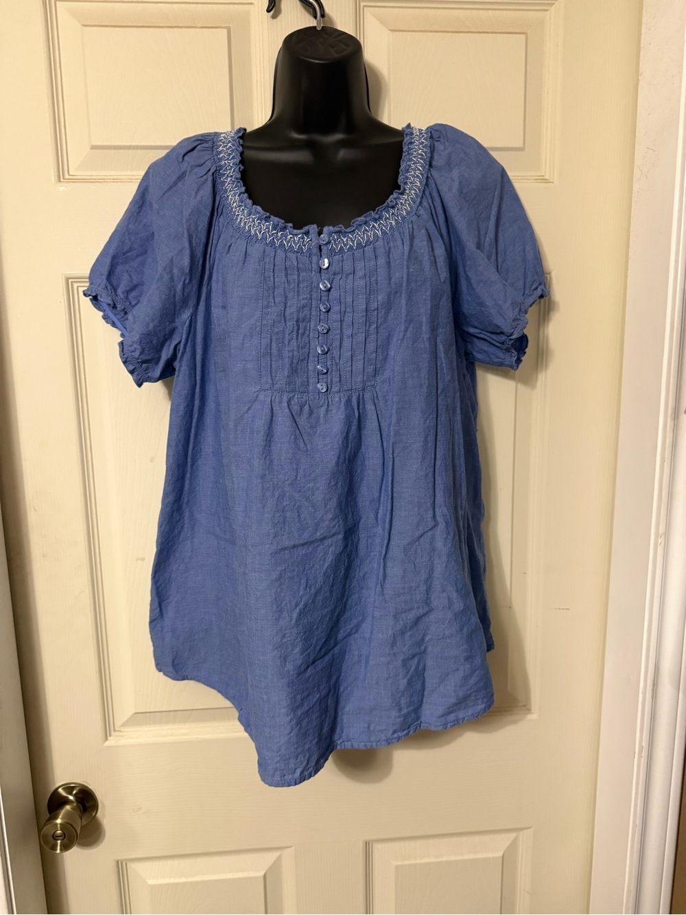 Faded Glory Blue Smocked Scoop-Neck Peasant Top